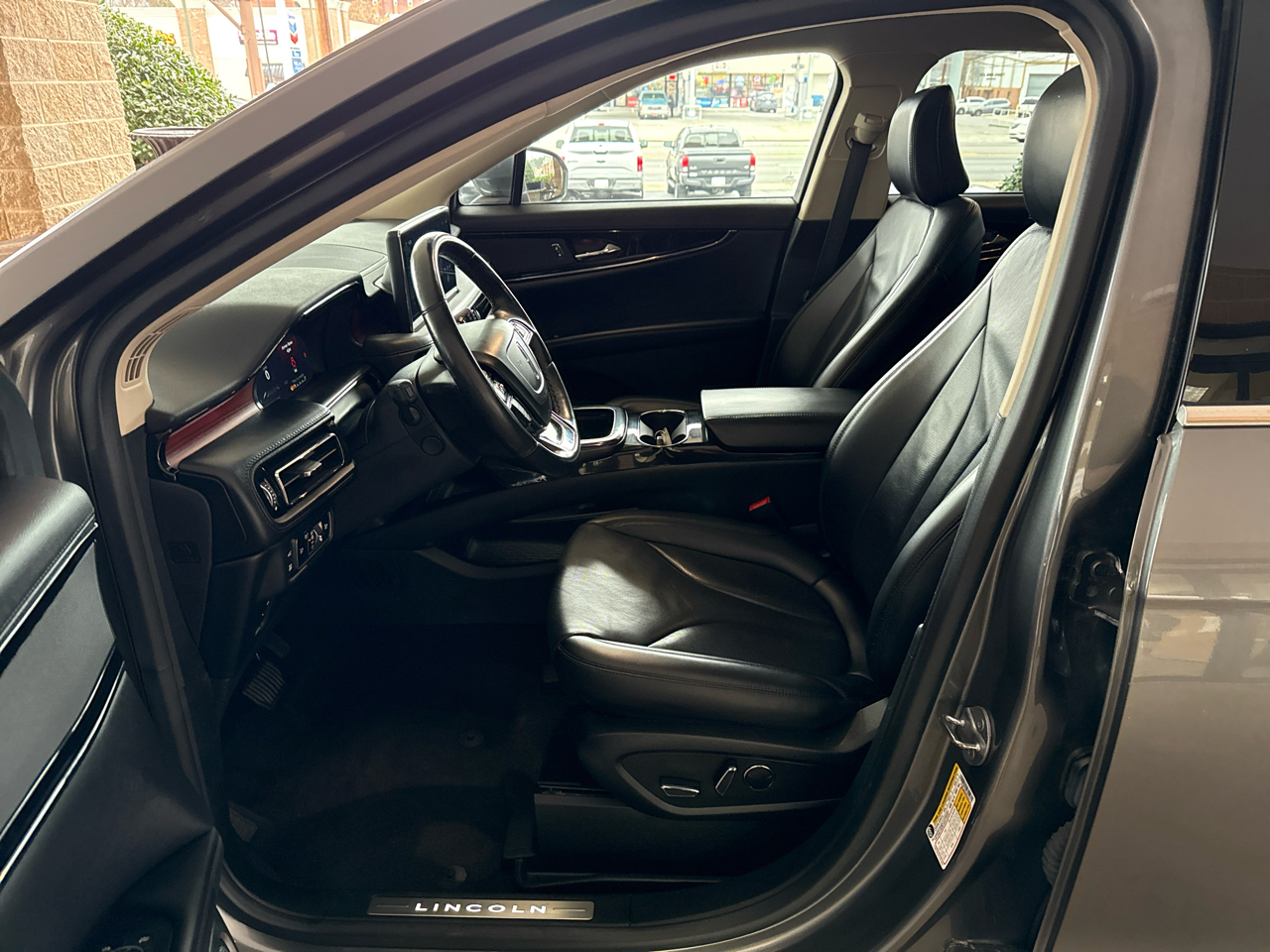 Lincoln Nautilus Reserve FWD 2023