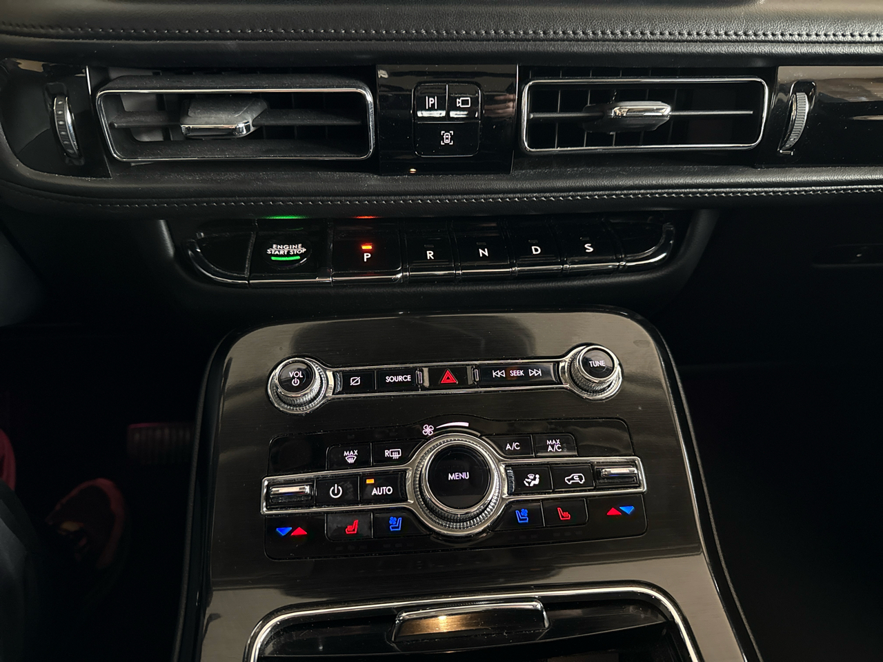 Lincoln Nautilus Reserve FWD 2023