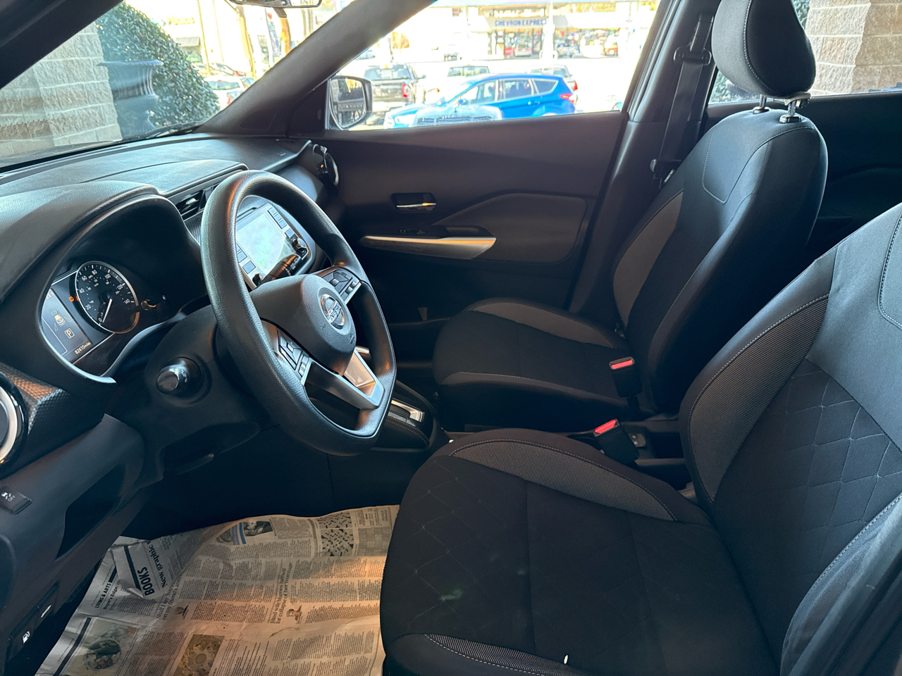 Nissan Kicks SV FWD 2019