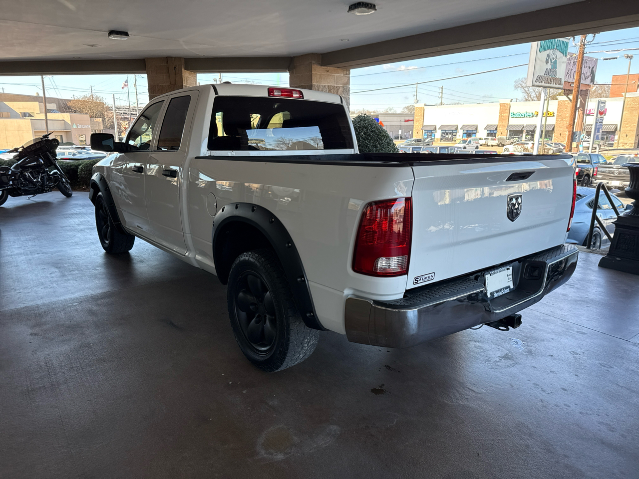 RAM 1500 Classic Tradesman 4x2 Quad Cab 6'4" Box 2021