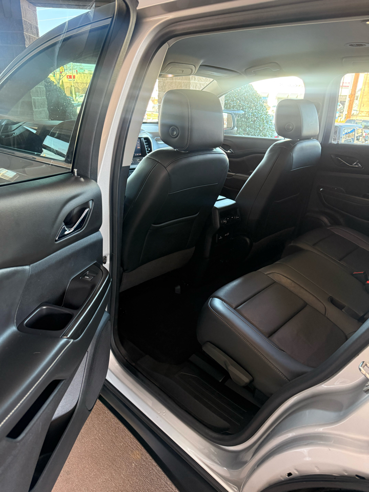 GMC Acadia FWD 4dr SLT 2020