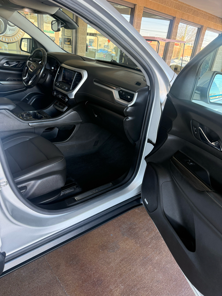 GMC Acadia FWD 4dr SLT 2020