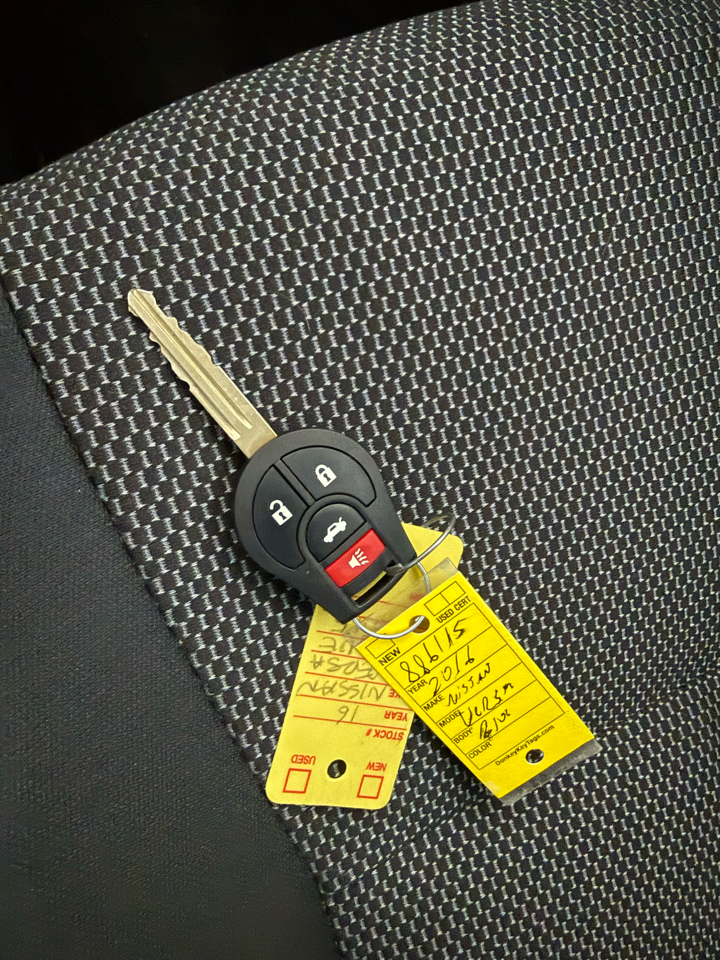 Nissan Versa 4dr Sdn CVT 1.6 S Plus 2016