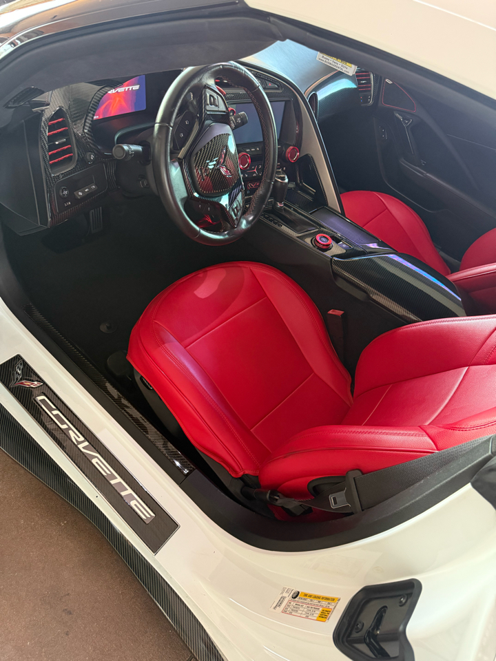 Chevrolet Corvette 2dr Stingray Z51 Cpe w/3LT 2015