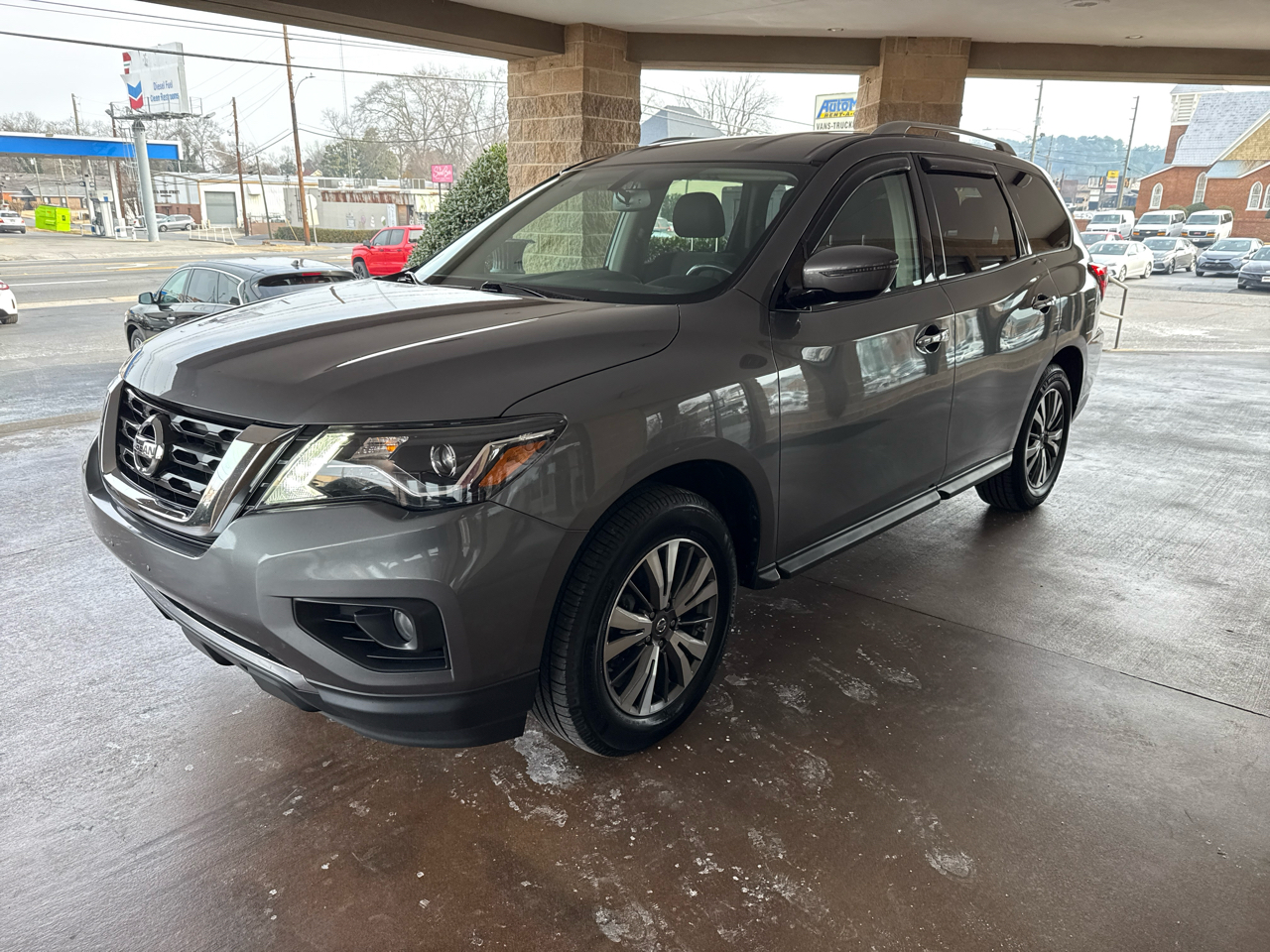 Nissan Pathfinder 4x4 SV 2017