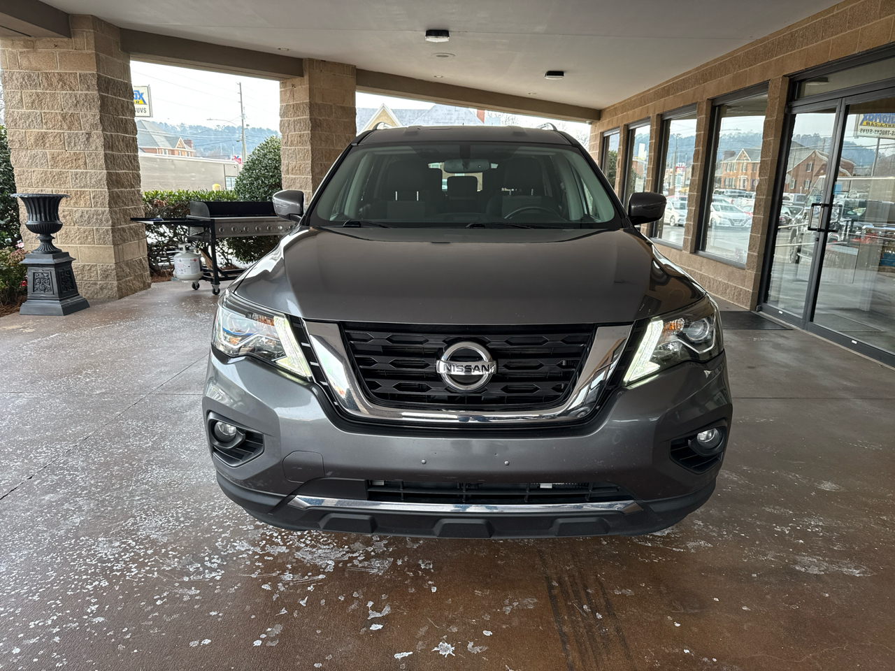 Nissan Pathfinder 4x4 SV 2017
