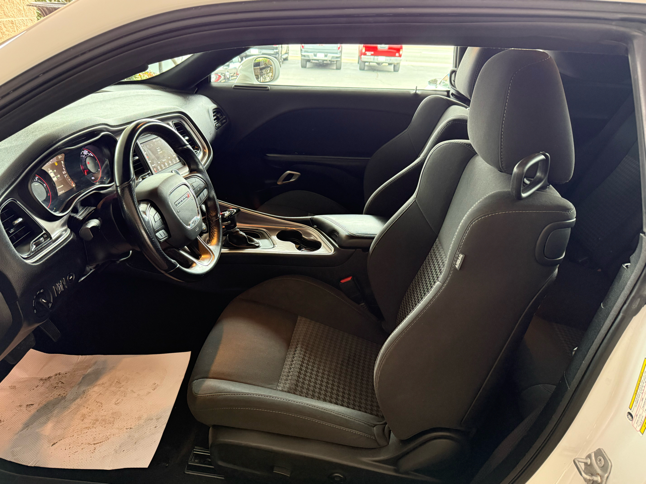 Dodge Challenger GT RWD 2021