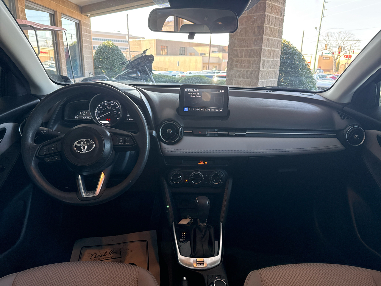 Toyota Yaris Sedan XLE Auto (Natl) 2019