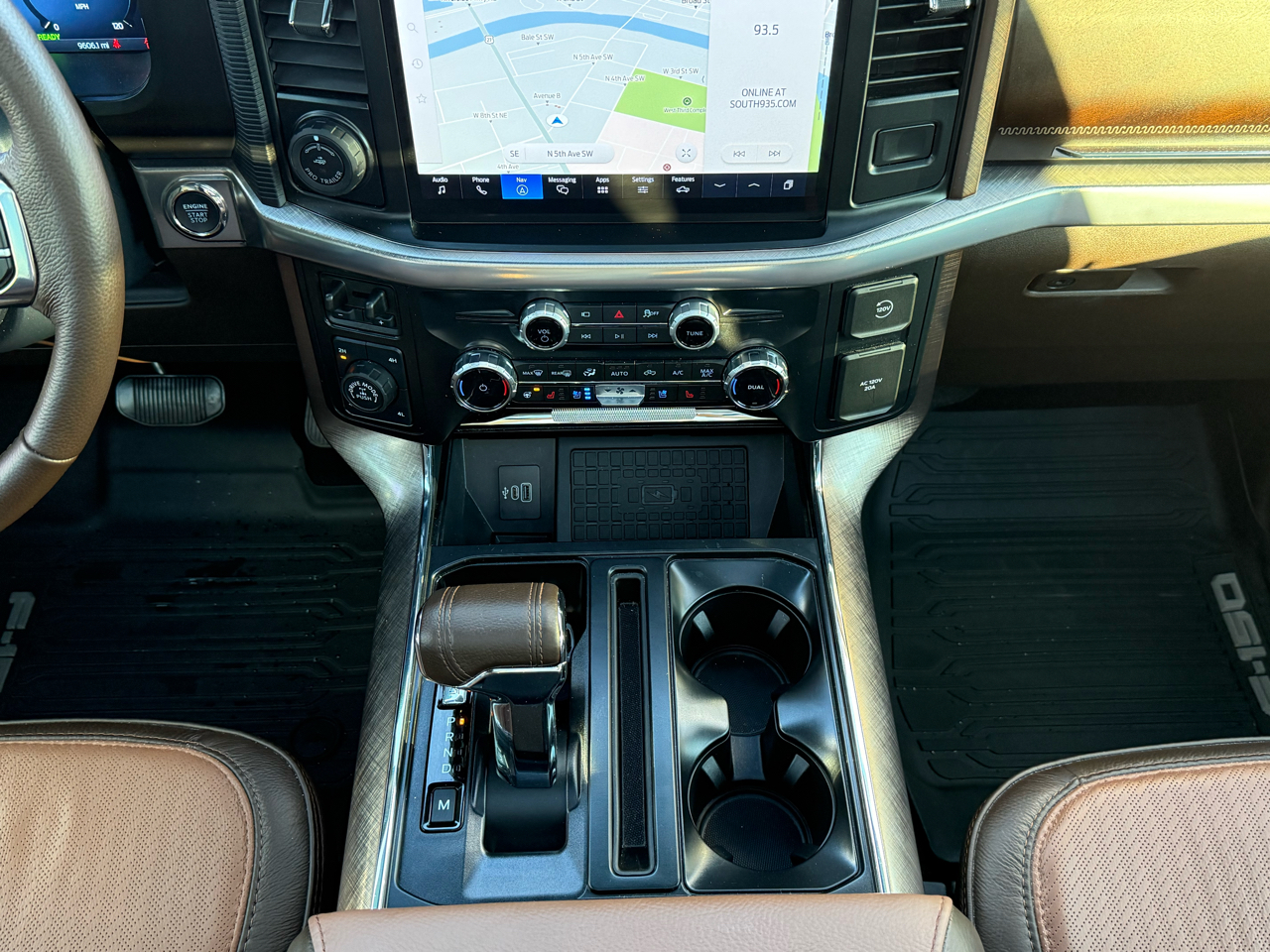 Ford F-150 King Ranch 4WD SuperCrew 5.5' Box 2025