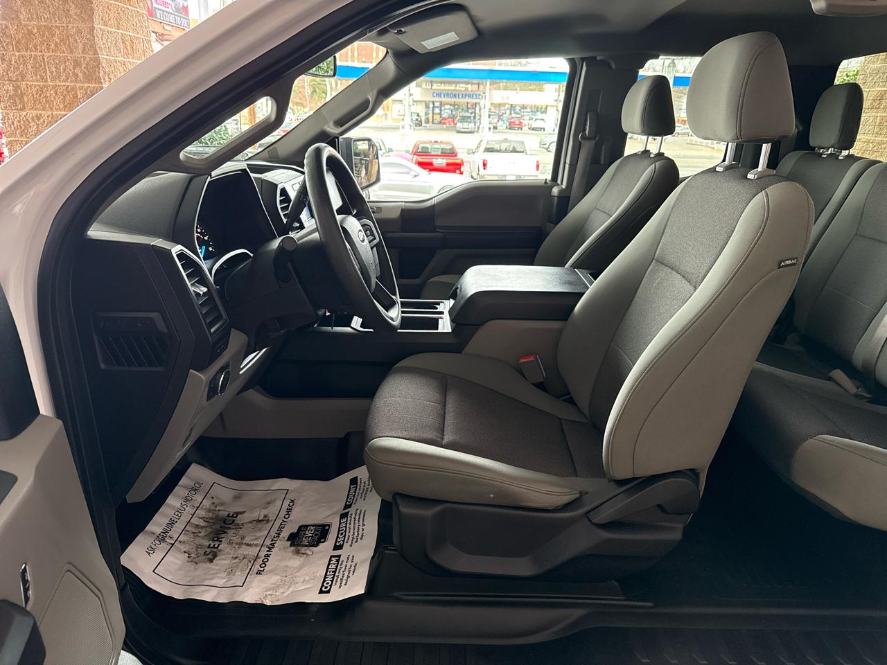 Ford F-150 4WD SuperCab 145" XL 2018