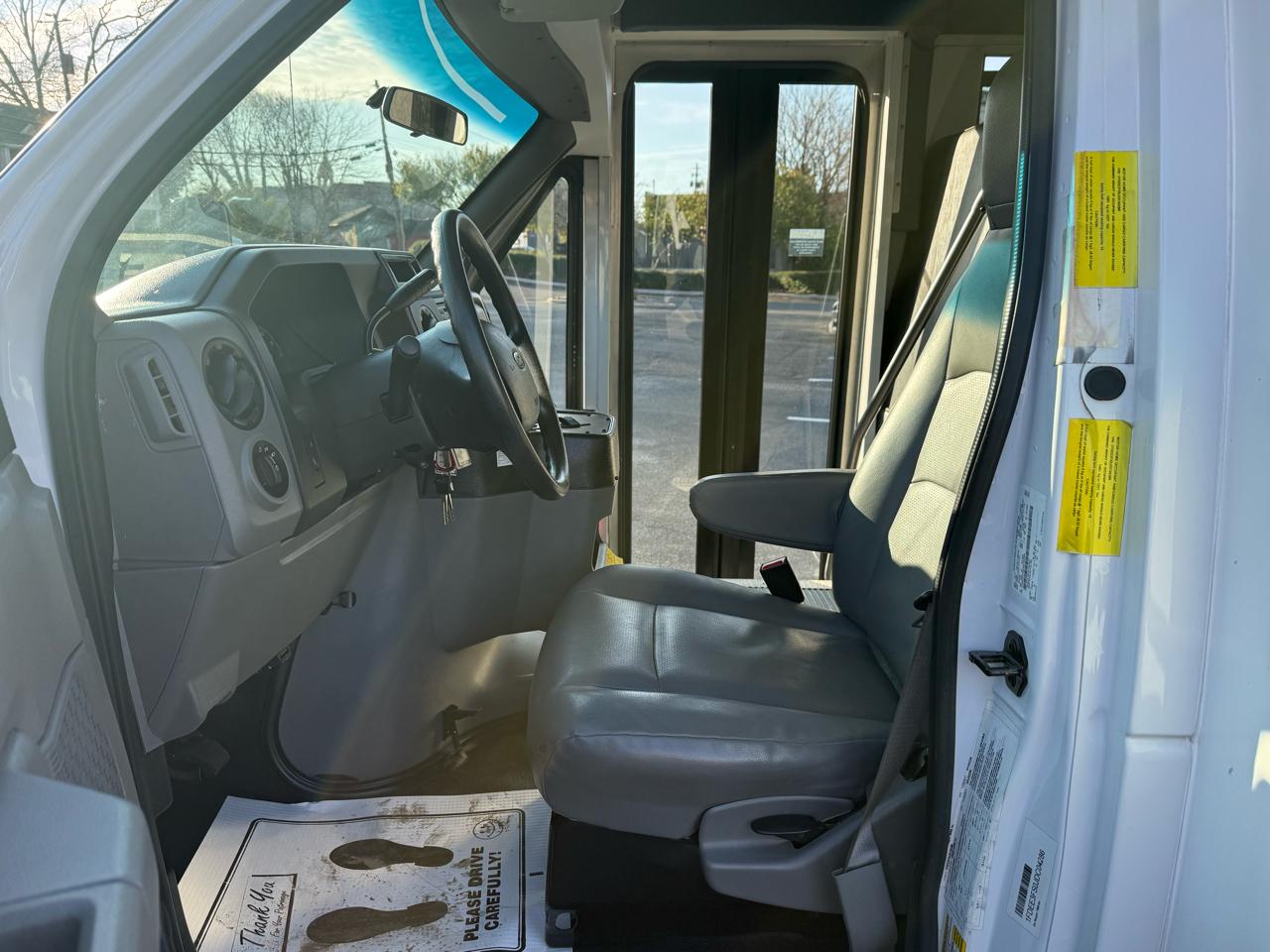 Ford E-Series Cutaway E-350 SRW 138" WB 2018