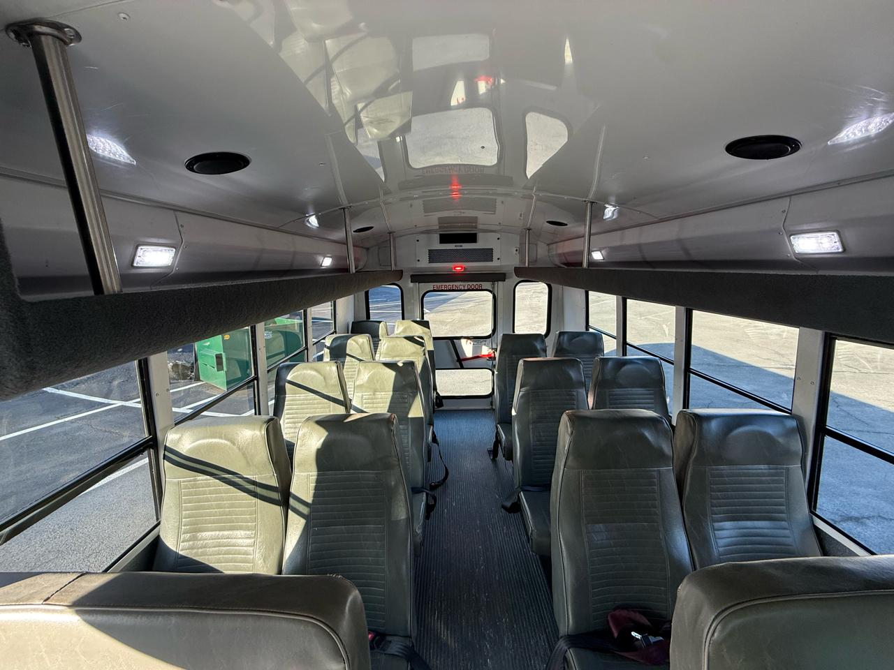 Ford E-Series Cutaway E-350 SRW 138" WB 2018