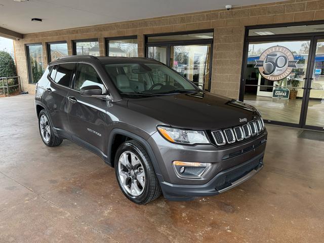 Black (Charcoal) 2020 Jeep Compass Limited FWD SUV / Crossover Front-Wheel Drive Automatic