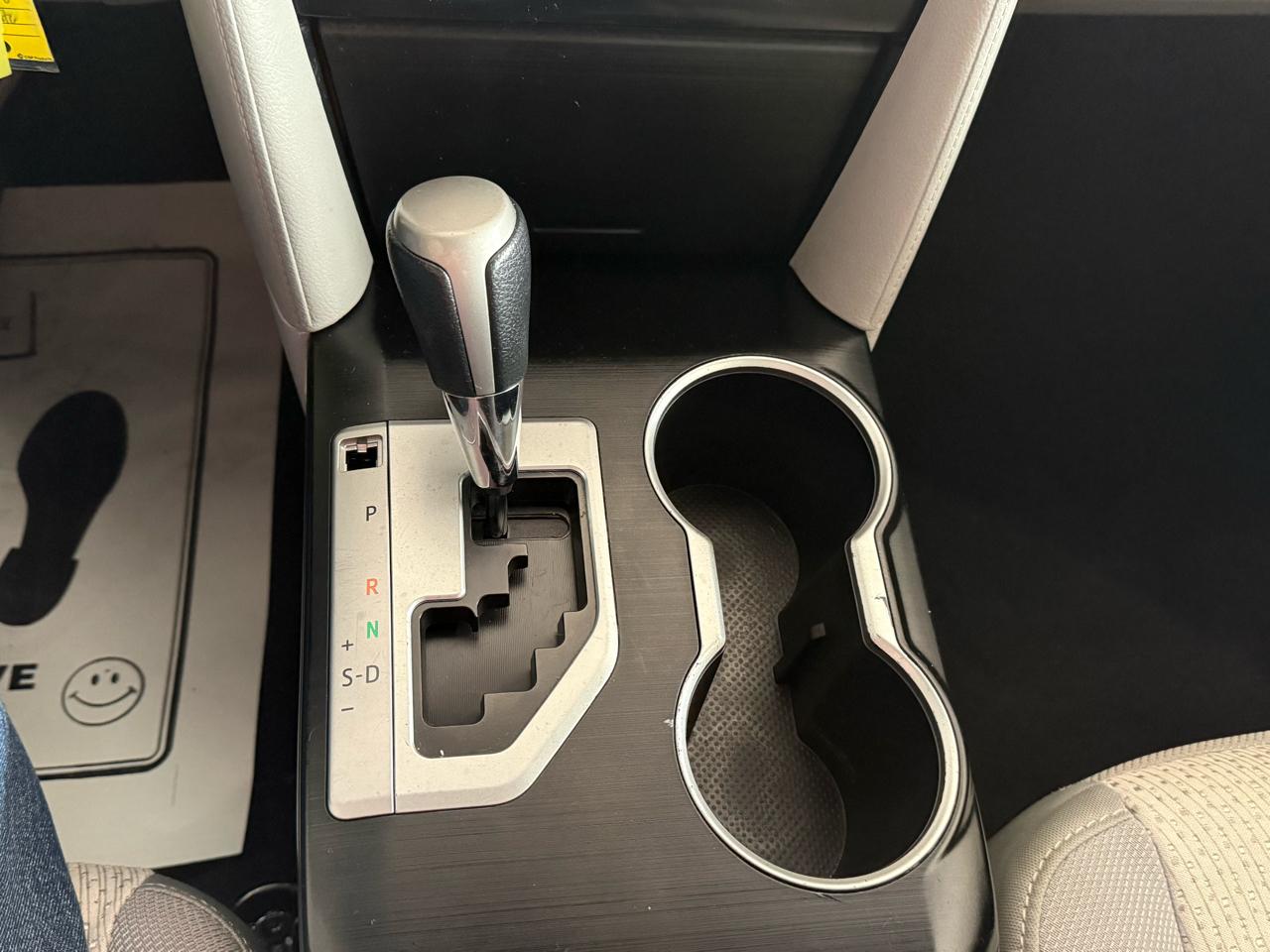 Toyota Camry 4dr Sdn I4 Auto SE Sport Limited Edition (Natl) 2012