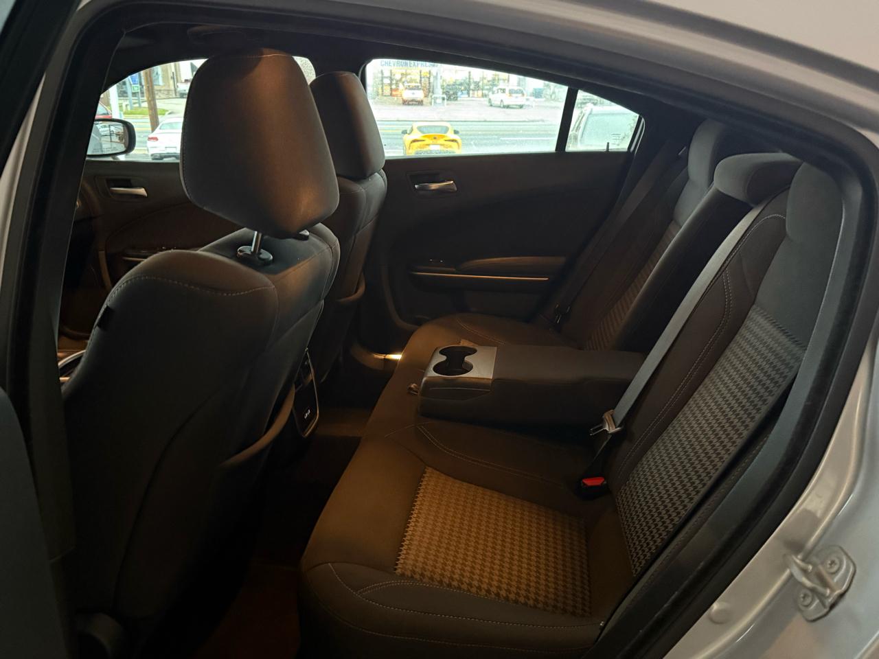 Dodge Charger SXT RWD 2023