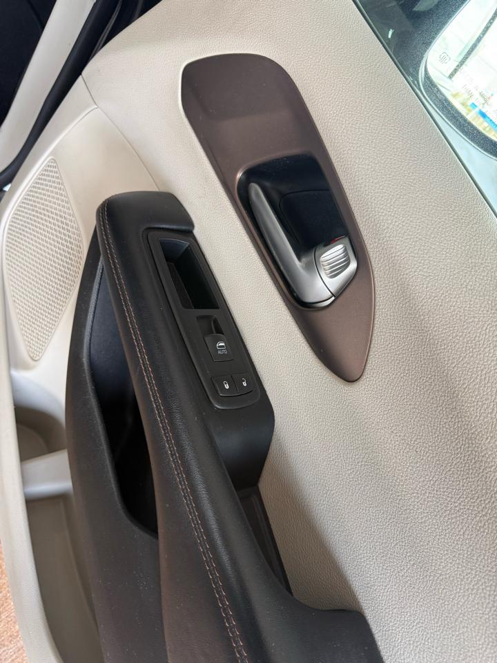 Chrysler Pacifica Touring-L FWD 2017