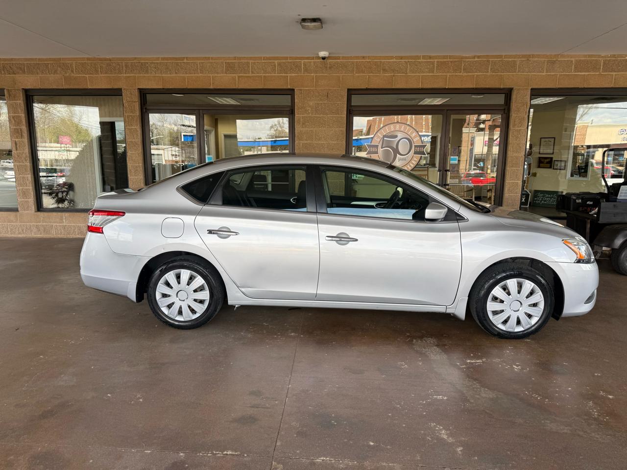 Nissan Sentra 4dr Sdn I4 CVT FE+ SV 2014