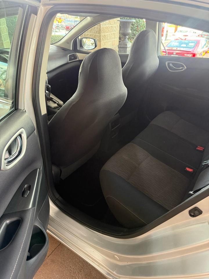 Nissan Sentra 4dr Sdn I4 CVT FE+ SV 2014