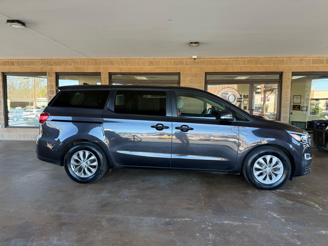 Kia Sedona LX FWD 2020