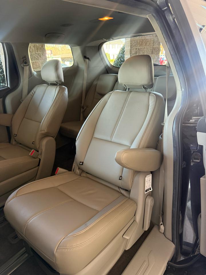 Kia Sedona LX FWD 2020