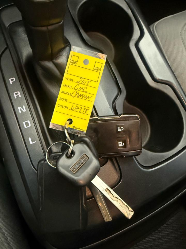 GMC Canyon 2WD Ext Cab 128.3" 2018
