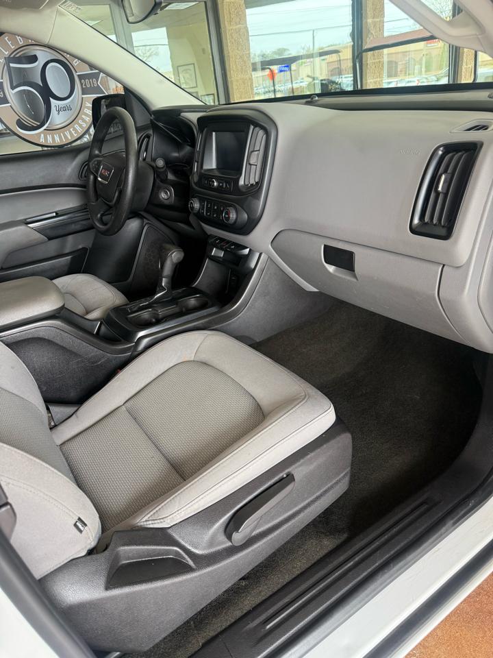 GMC Canyon 2WD Ext Cab 128.3" 2018