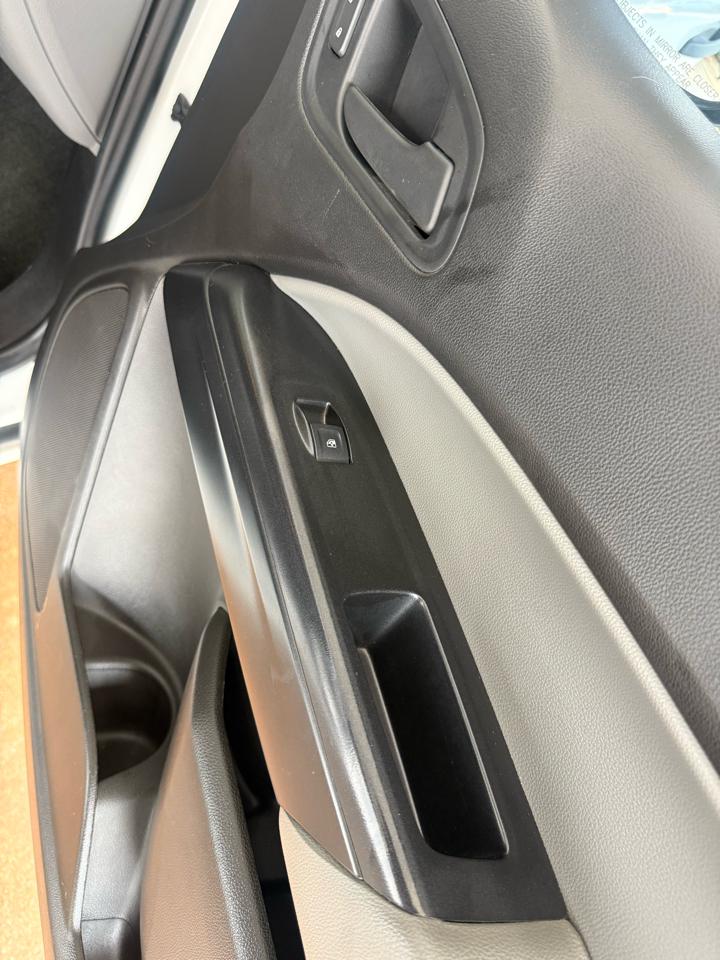 GMC Canyon 2WD Ext Cab 128.3" 2018