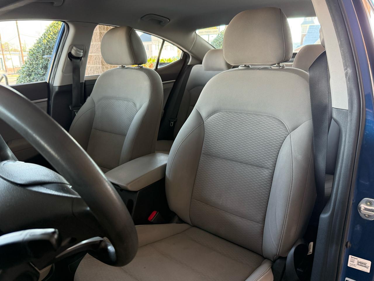 Hyundai Elantra SE IVT 2020