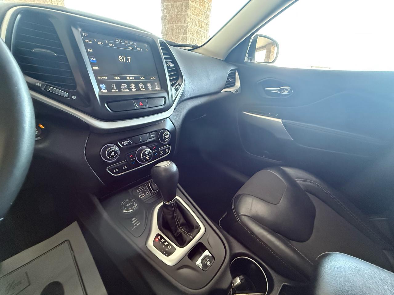 Jeep Cherokee Latitude Plus 4x4 2018