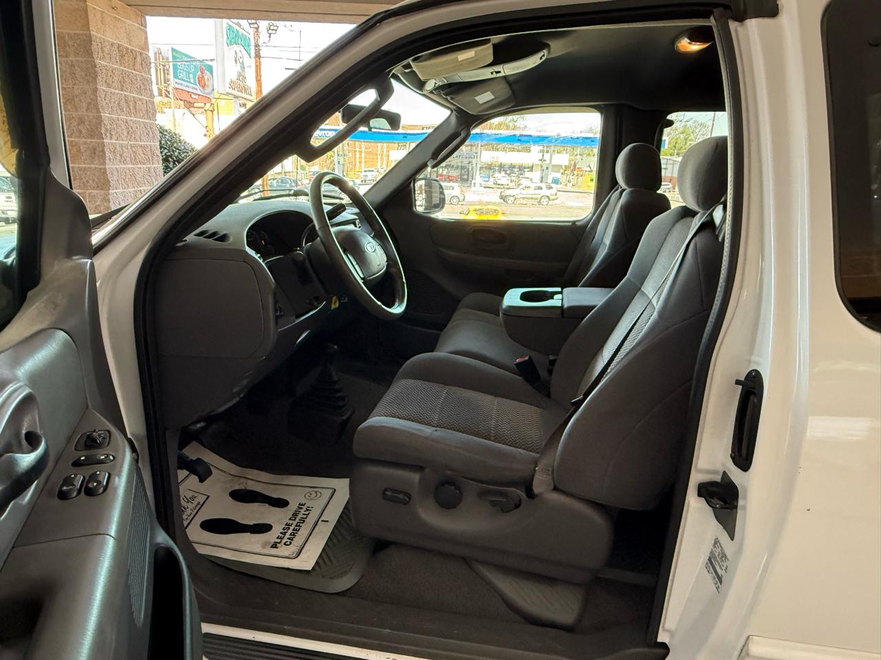 Ford F-150 4WD SuperCab 145" XLT 2003