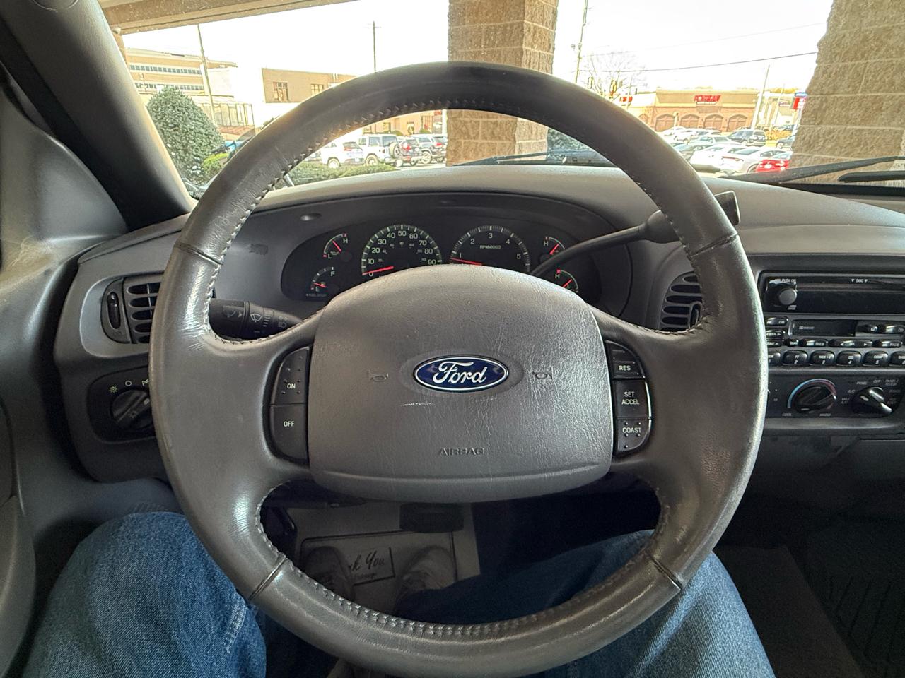 Ford F-150 4WD SuperCab 145" XLT 2003