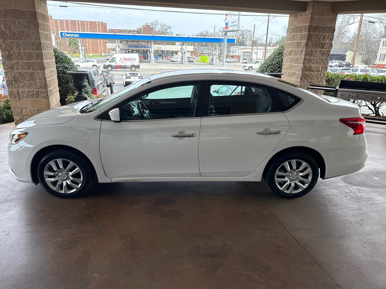 Nissan Sentra S CVT 2019