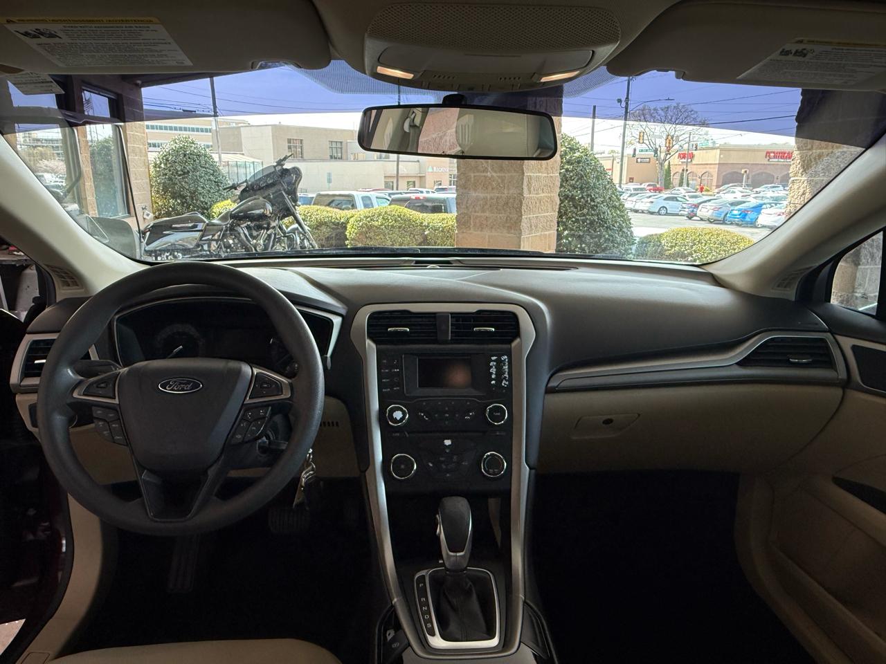 Ford Fusion 4dr Sdn SE FWD 2013