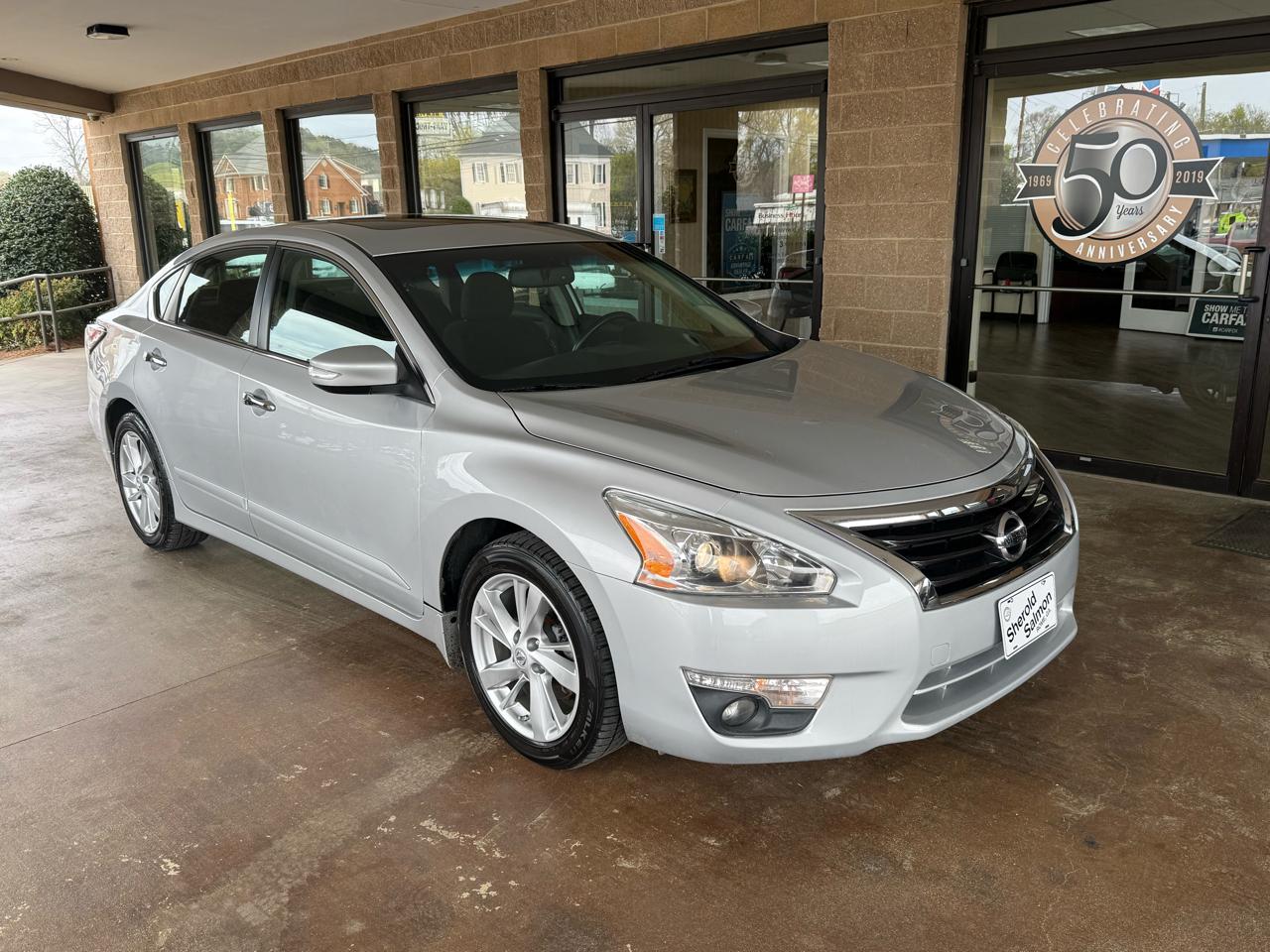 Nissan Altima 4dr Sdn I4 2.5 SV 2014