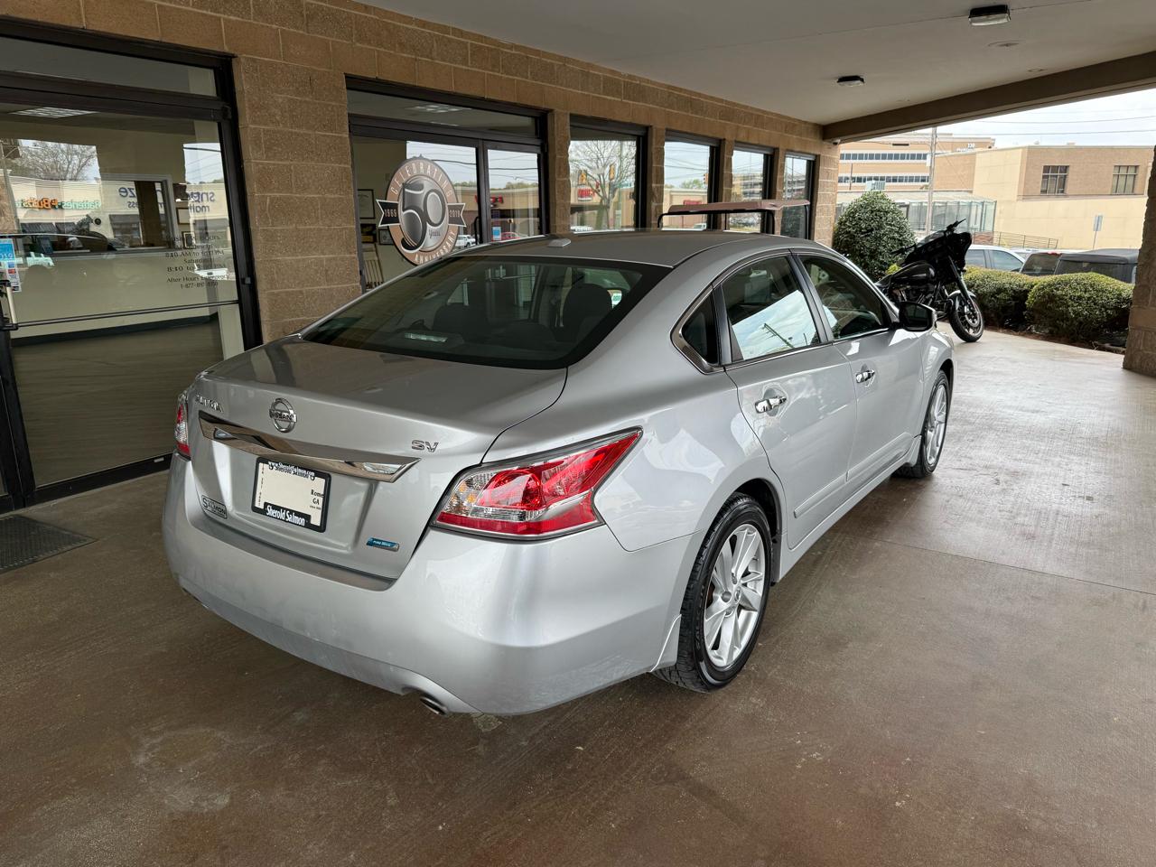 Nissan Altima 4dr Sdn I4 2.5 SV 2014