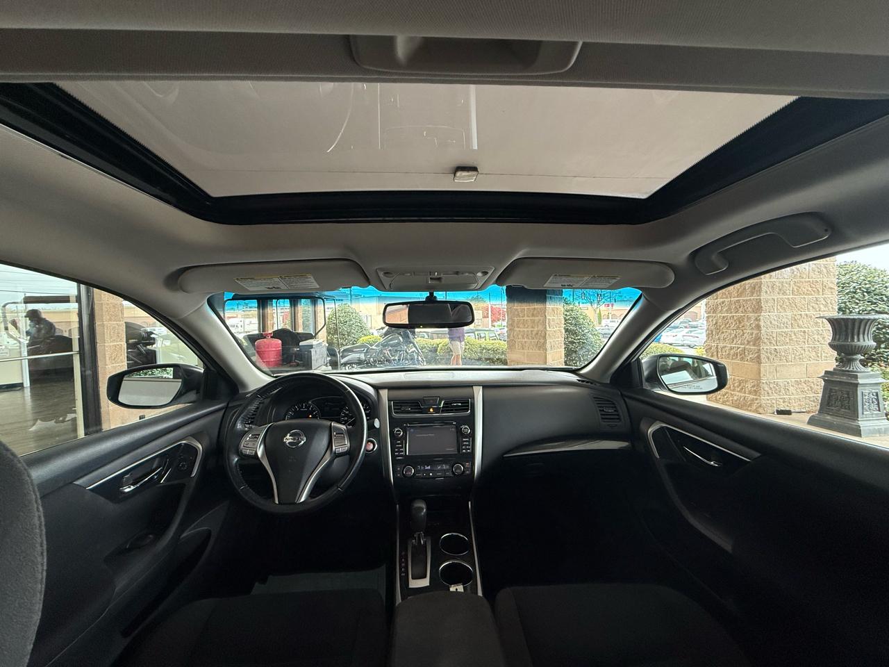 Nissan Altima 4dr Sdn I4 2.5 SV 2014