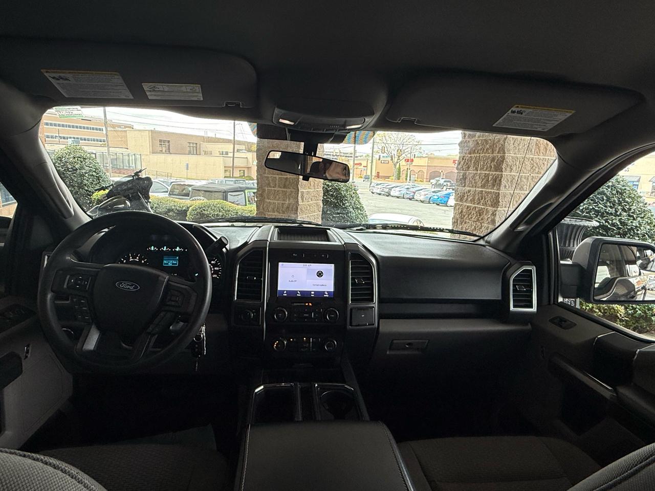 Ford F-150 2WD SuperCrew 145" XLT 2020