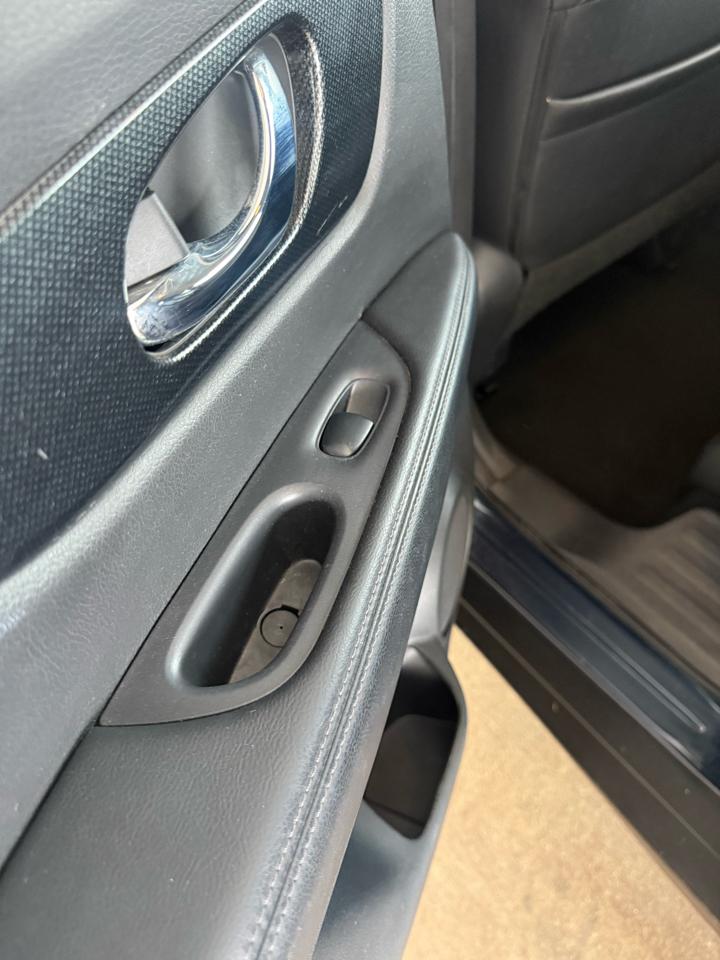 Nissan Rogue FWD 4dr SL 2015