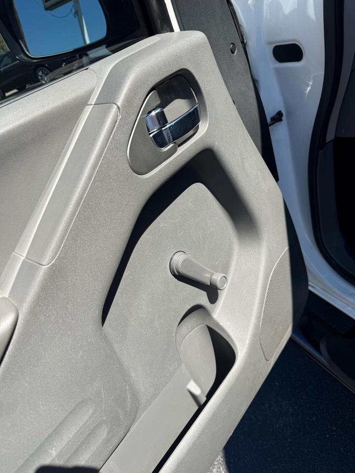 Nissan Frontier 2WD King Cab I4 Auto S 2016