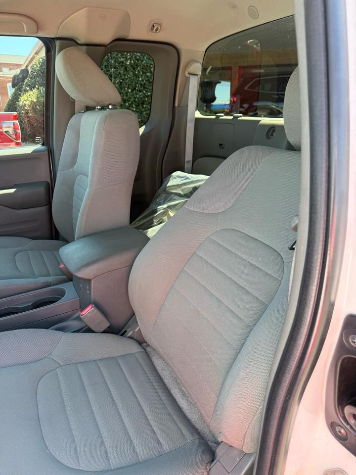 Nissan Frontier 2WD King Cab I4 Auto S 2016