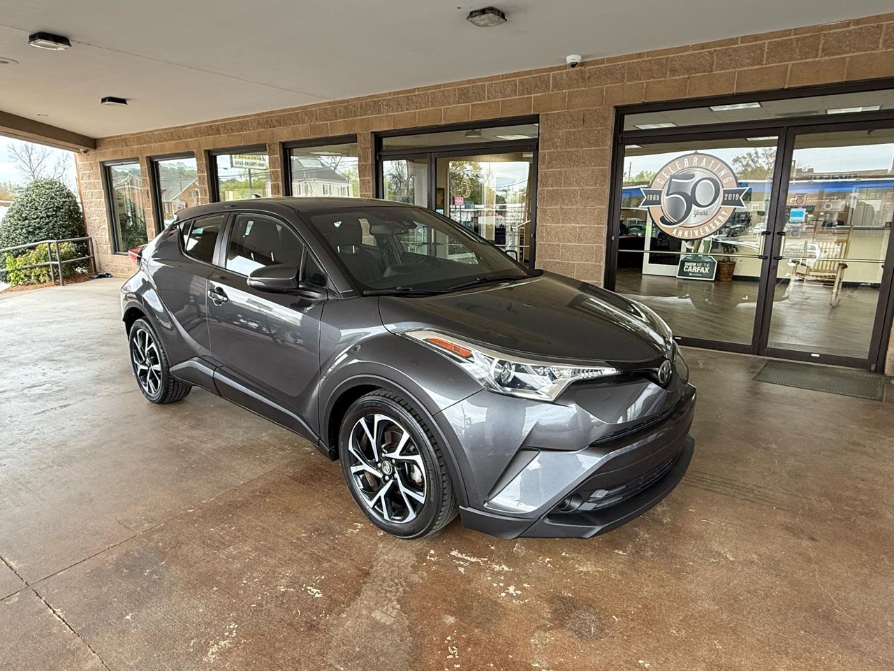Toyota C-HR XLE FWD (Natl) 2018