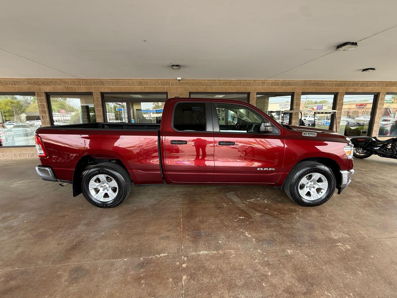 RAM 1500 2WD Crew Cab 140.5" Tradesman 2020