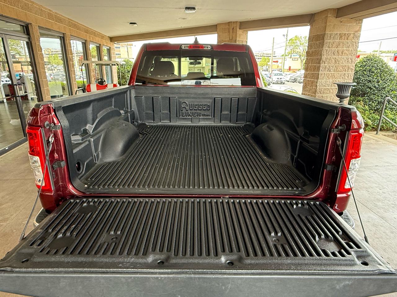 RAM 1500 2WD Crew Cab 140.5" Tradesman 2020