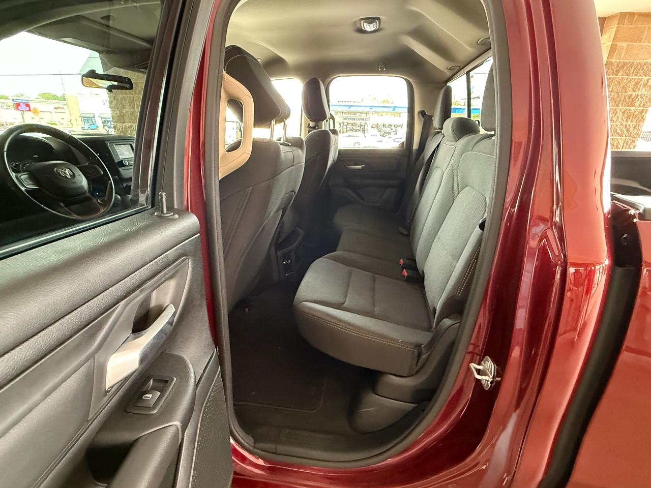 RAM 1500 2WD Crew Cab 140.5" Tradesman 2020