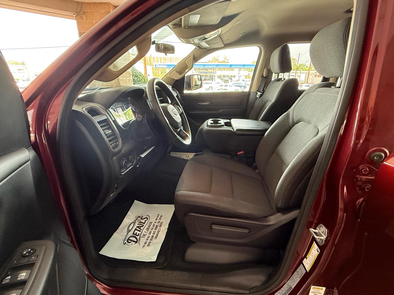 RAM 1500 2WD Crew Cab 140.5" Tradesman 2020