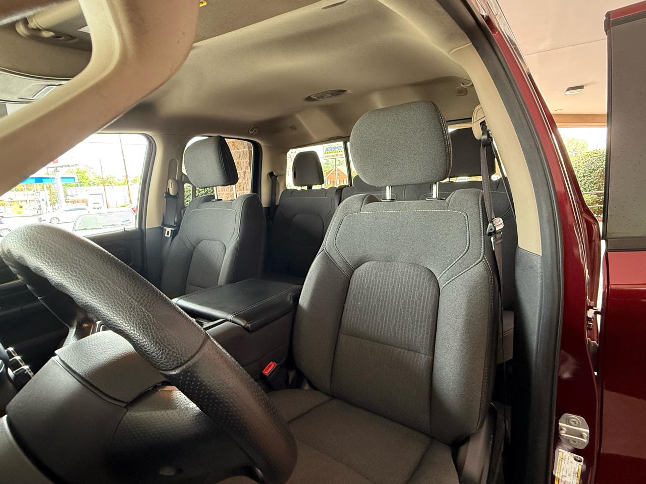 RAM 1500 2WD Crew Cab 140.5" Tradesman 2020