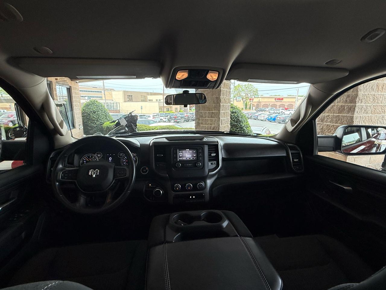 RAM 1500 2WD Crew Cab 140.5" Tradesman 2020