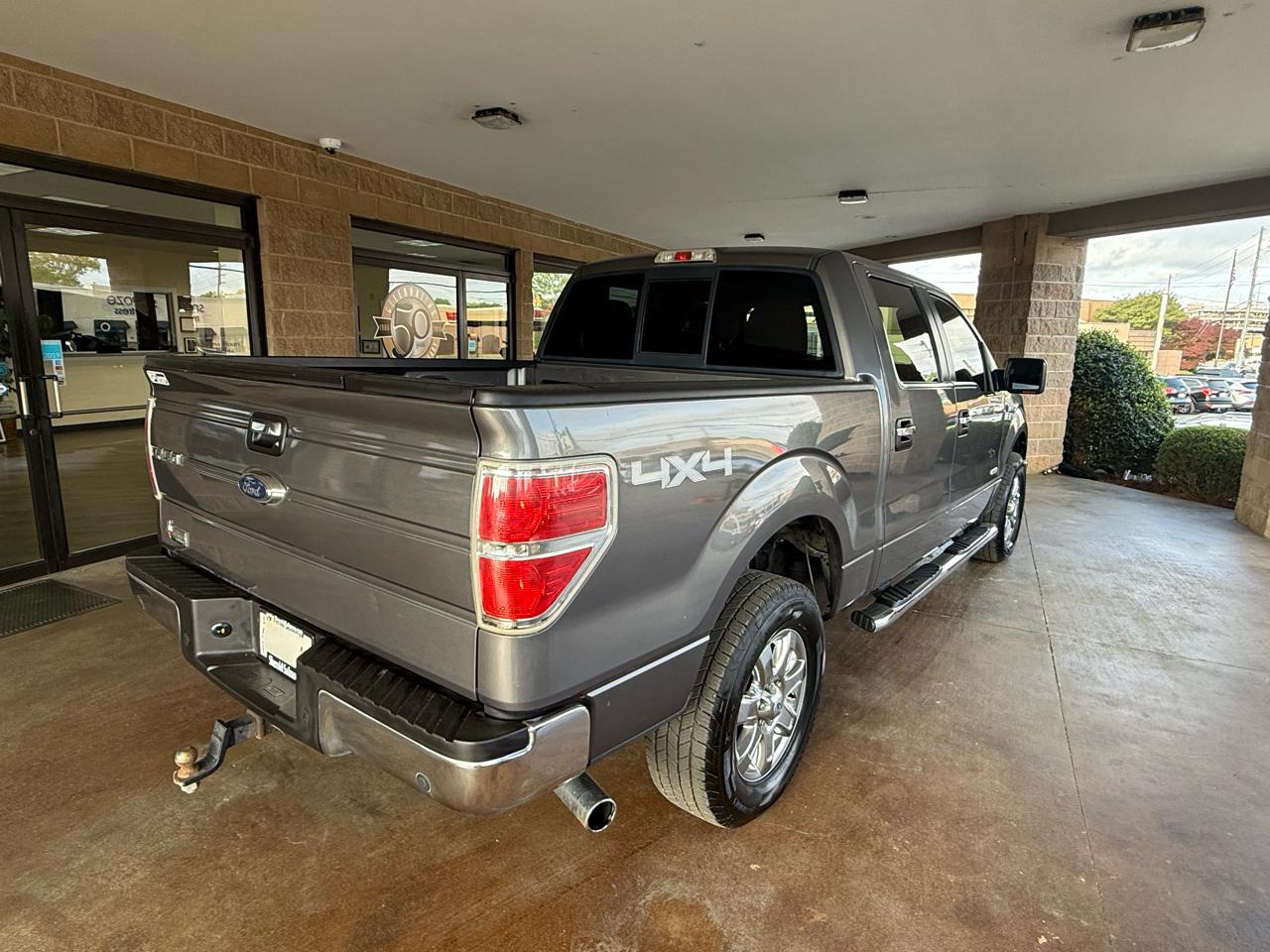 Ford F-150 4WD SuperCrew 145" XLT 2013