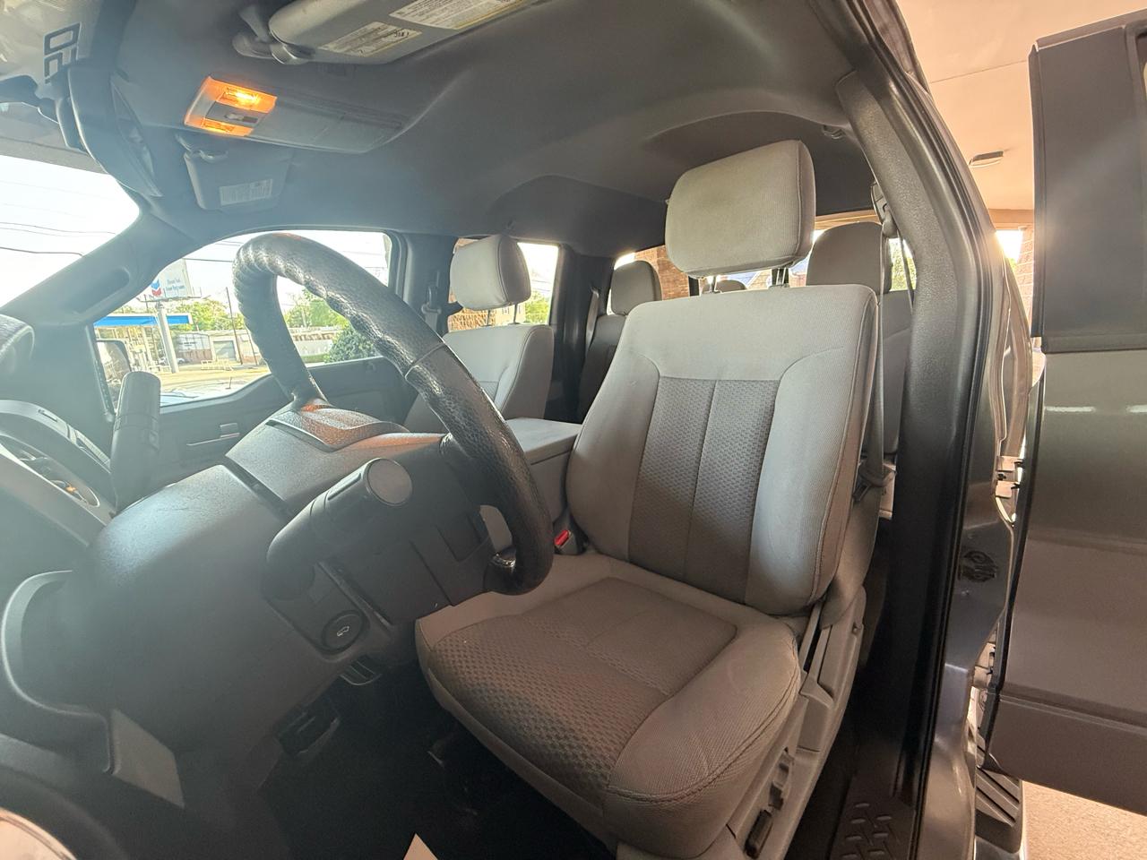 Ford F-150 4WD SuperCrew 145" XLT 2013