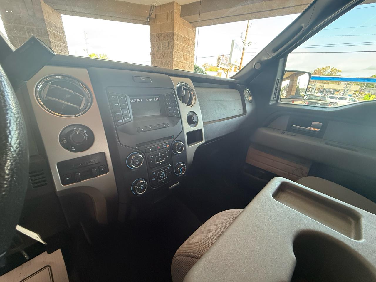 Ford F-150 4WD SuperCrew 145" XLT 2013